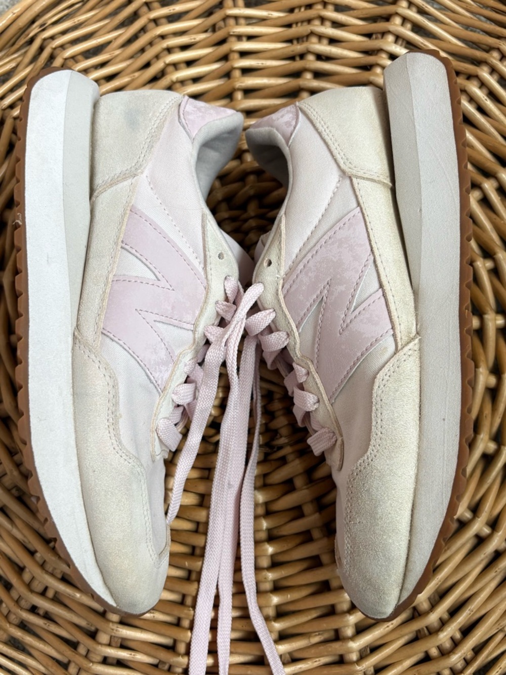 New Balance Women's 237 Sneakers in Washed Pink Colorway Size 7 - Picture 5 of 11